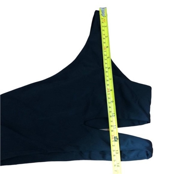 Michael Costello x Revolve Melani Swim Top Black Large - Picture 6 of 9